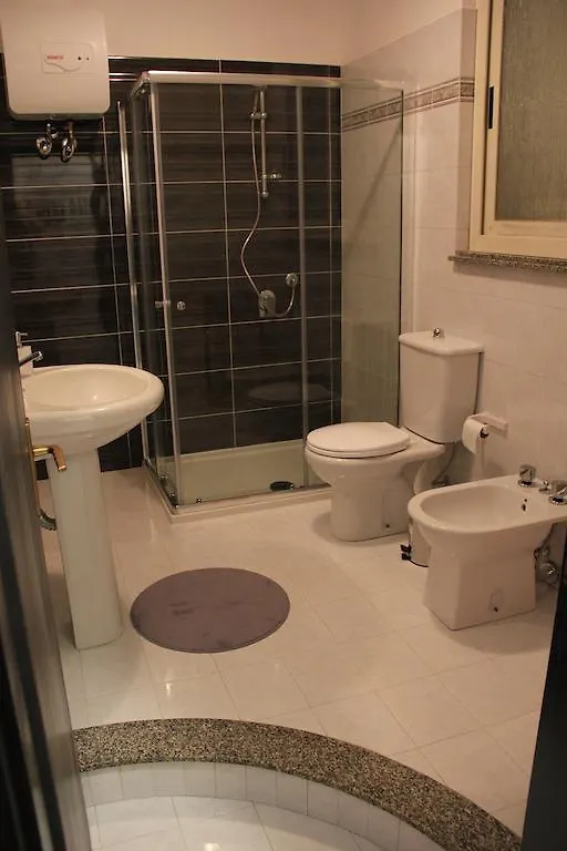 Camere Amarze Plus Portopalo Di Capo Passero 0*,  Italy